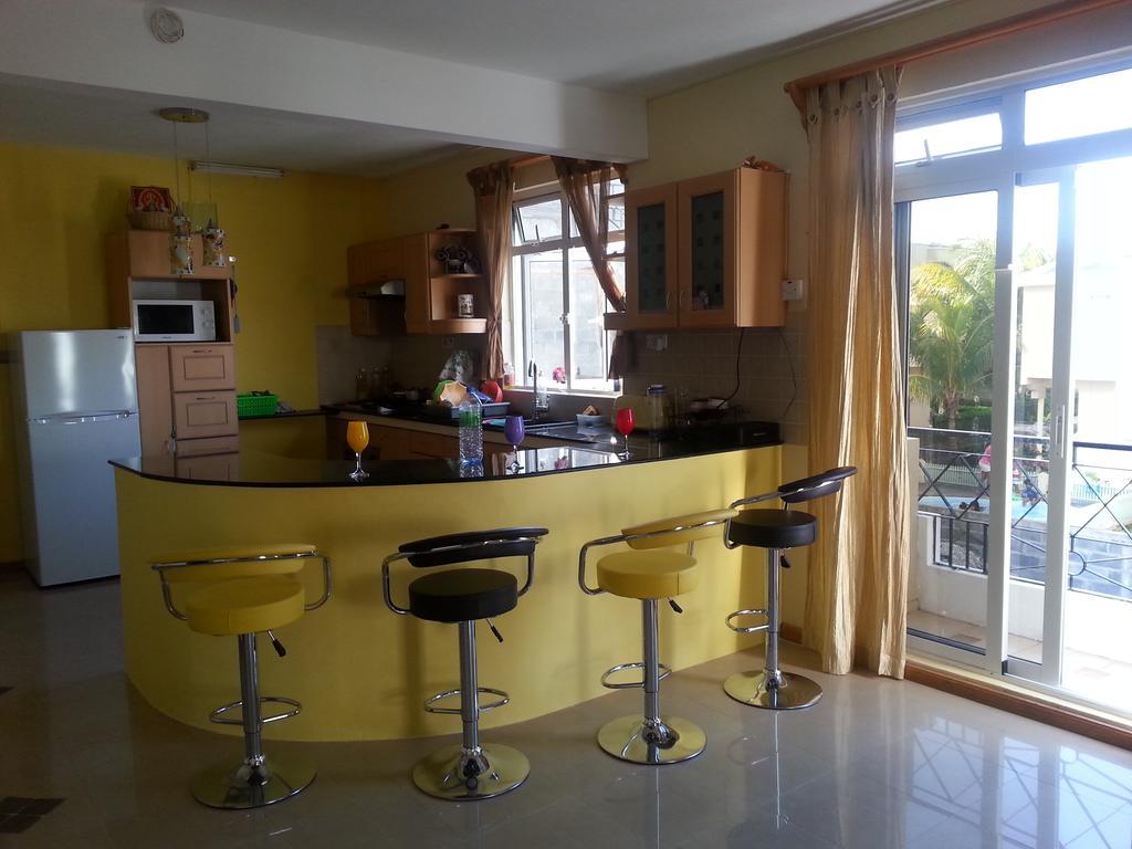 Krishangel Beach Apartment Flic-en-Flacq Extérieur photo