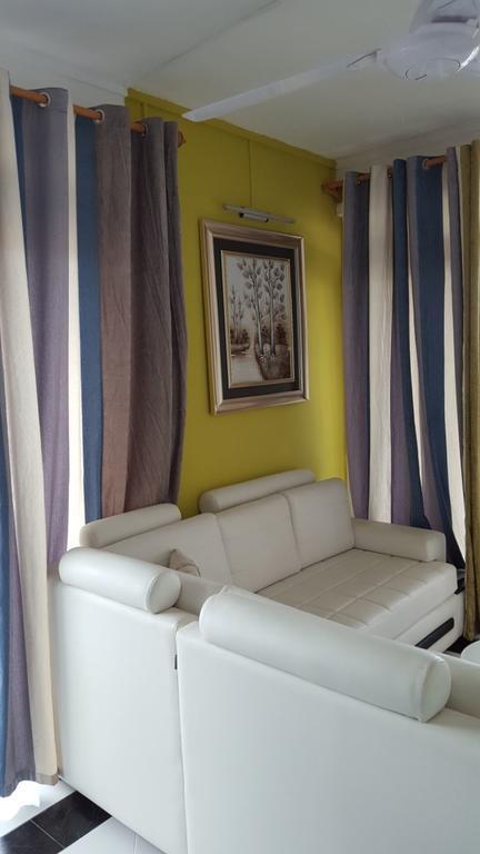 Krishangel Beach Apartment Flic-en-Flacq Extérieur photo